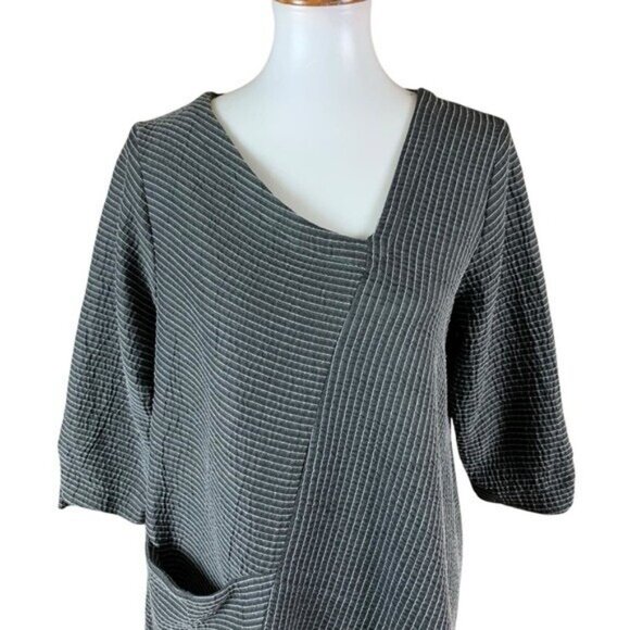 Niche Nilgun Derman Gray Striped Textured Tunic Top Asymmetric Hem Pocket Small - Picture 2 of 6